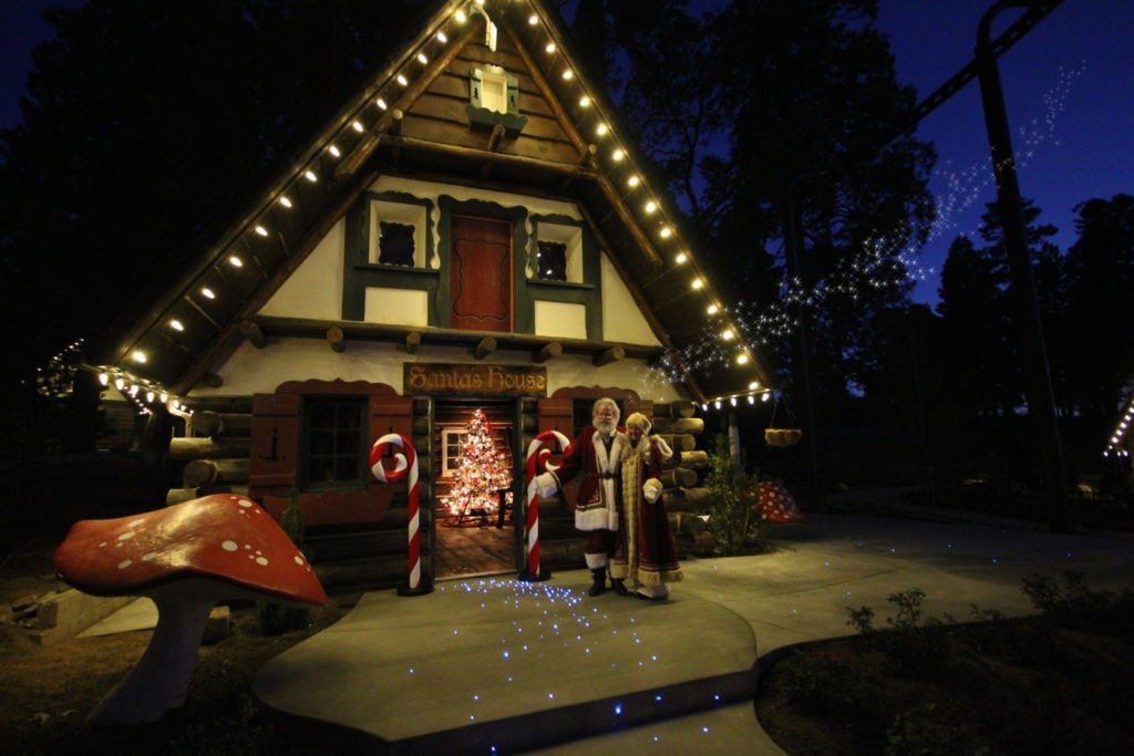 Featured image of It's Christmas Year - Round at Santa's Village Lake Arrowhead, Once of the Most Nostalgic California Amusement Parks